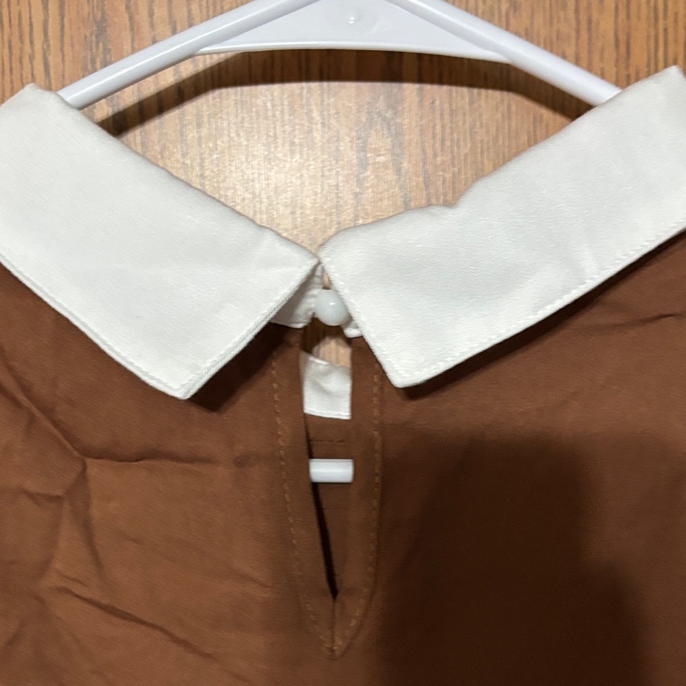 NWOT Allegra K Brown Blouse with White Trim - Picture 5 of 5